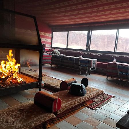 Rotana Camp Hotel Wadi Rum Bagian luar foto