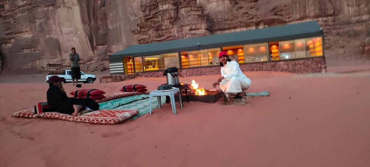 Rotana Camp Hotel Wadi Rum Bagian luar foto