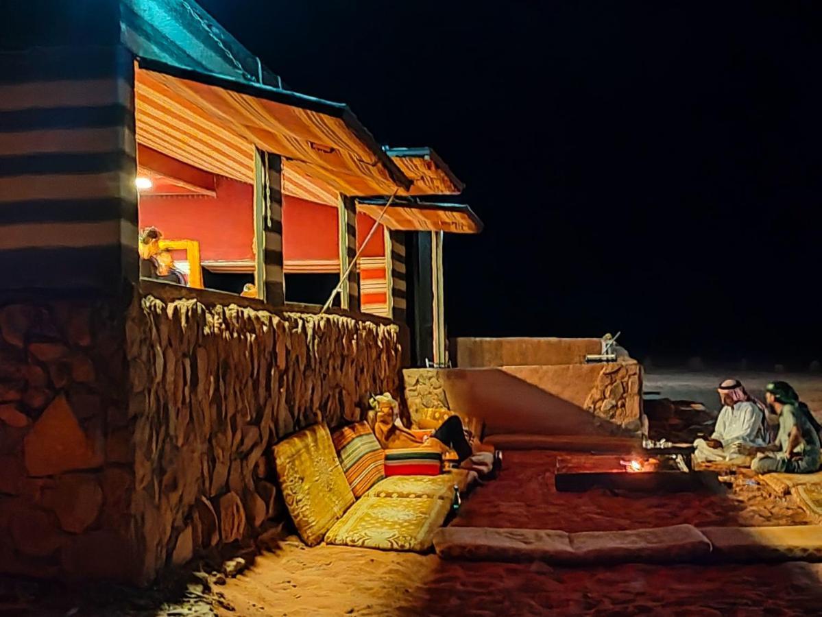 Rotana Camp Hotel Wadi Rum Bagian luar foto