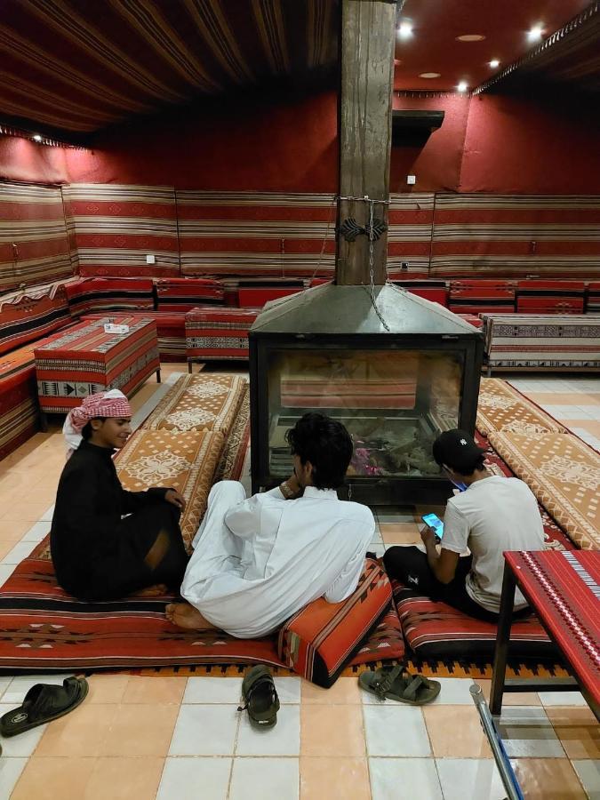 Rotana Camp Hotel Wadi Rum Bagian luar foto