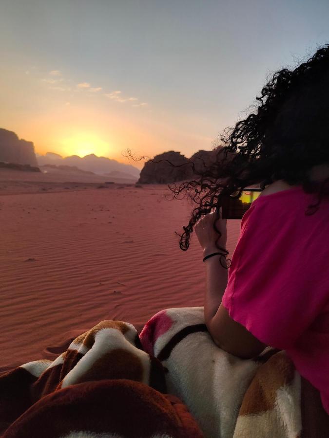 Rotana Camp Hotel Wadi Rum Bagian luar foto