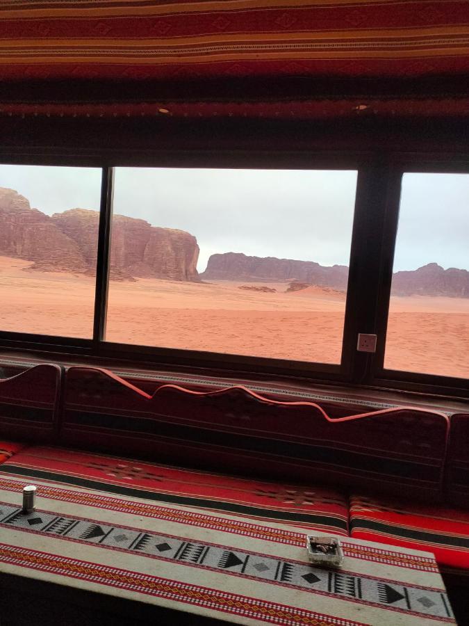 Rotana Camp Hotel Wadi Rum Bagian luar foto
