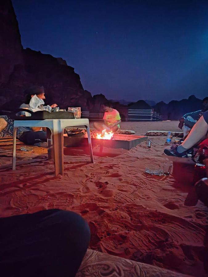 Rotana Camp Hotel Wadi Rum Bagian luar foto