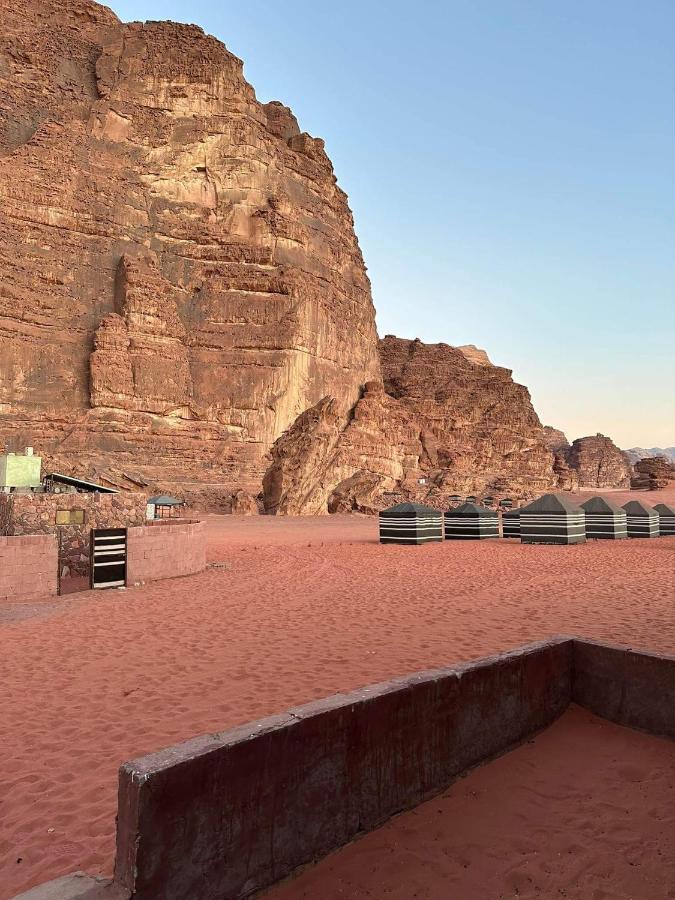 Rotana Camp Hotel Wadi Rum Bagian luar foto