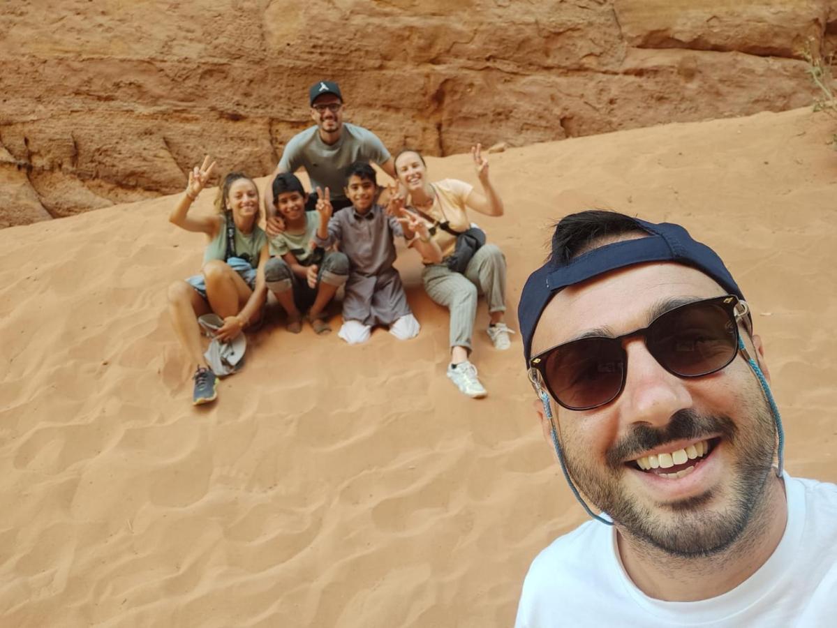 Rotana Camp Hotel Wadi Rum Bagian luar foto