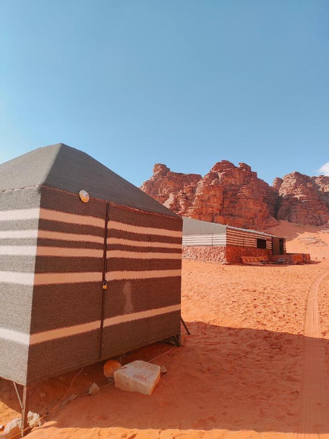 Rotana Camp Hotel Wadi Rum Bagian luar foto