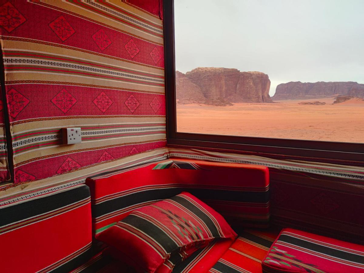 Rotana Camp Hotel Wadi Rum Bagian luar foto